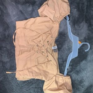 Cropped puffy sleeve top